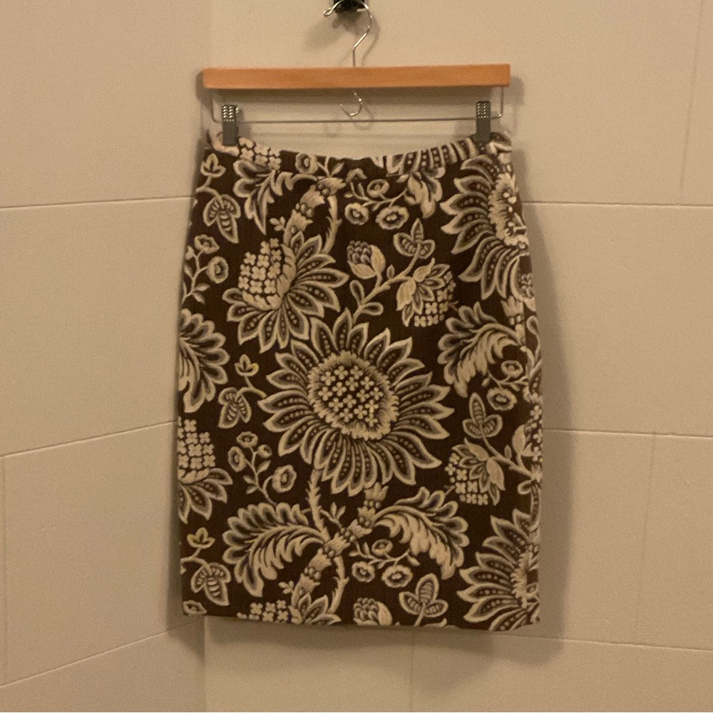 SUNFLOWER PATTERN SKIRTS